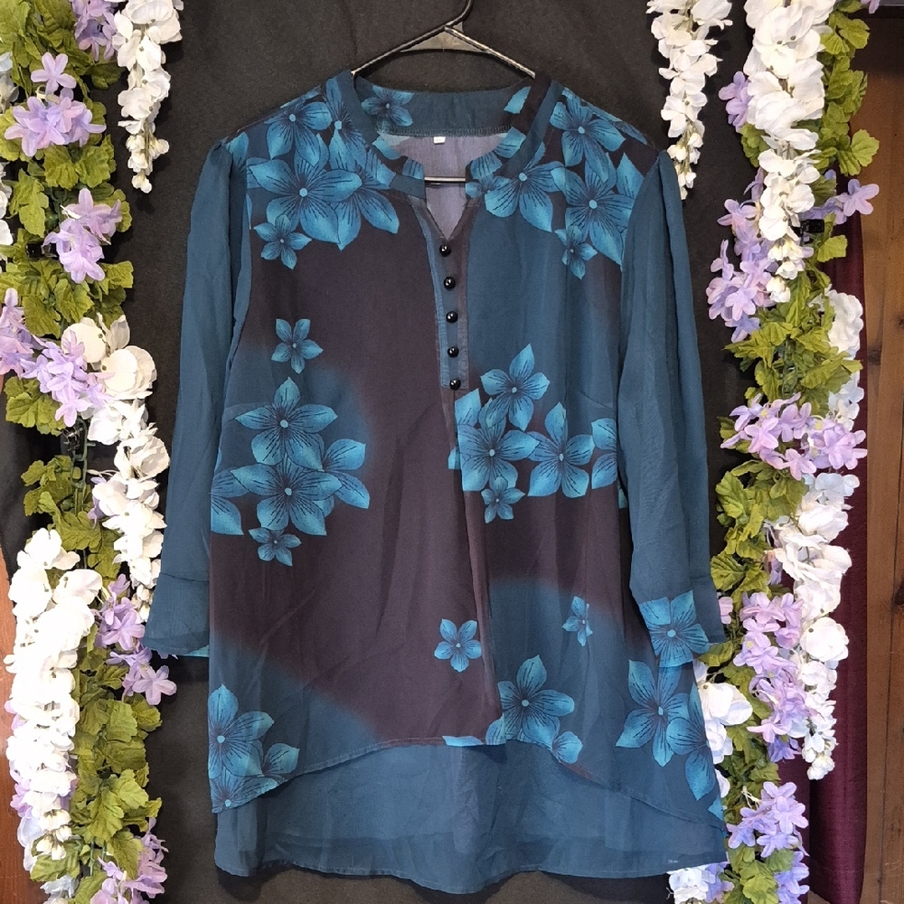 Chic Blue Floral Women's Blouse